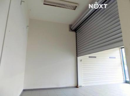 Pronájem komerčního objektu, obchodní centrum, 750 m²