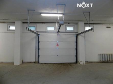 Pronájem komerčního objektu, obchodní centrum, 750 m²