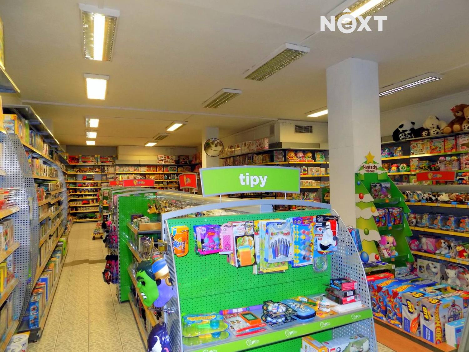 Pronájem komerční Obchodní prostory, 150㎡