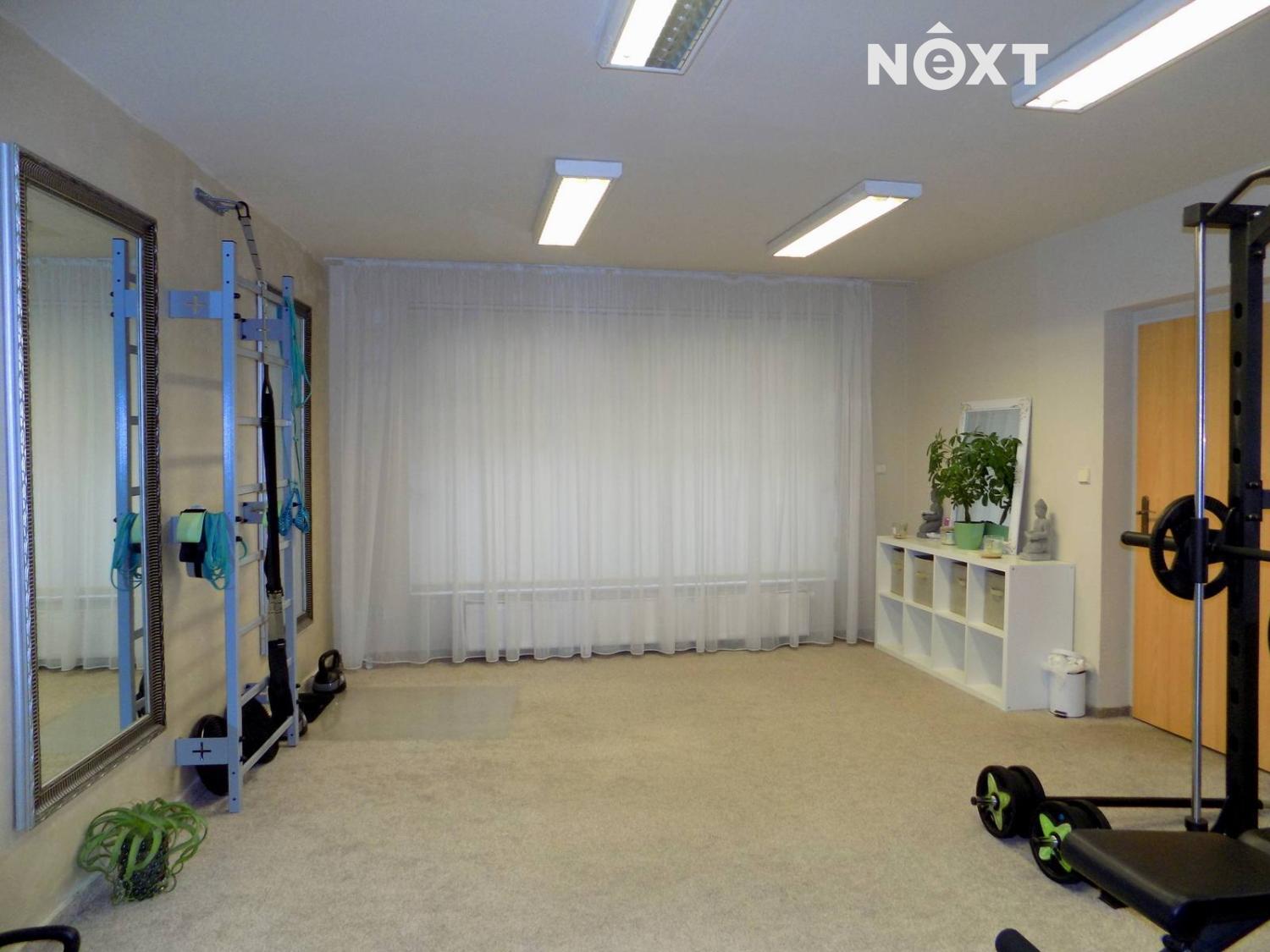 Pronájem komerční Obchodní prostory, 40㎡