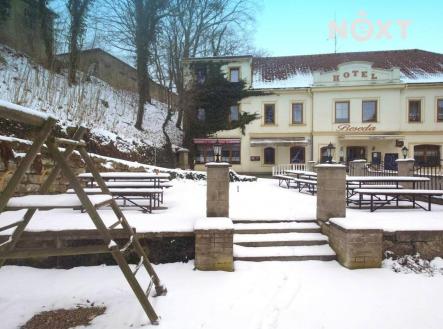 Prodej komerčního objektu, jiný, 1 322 m²