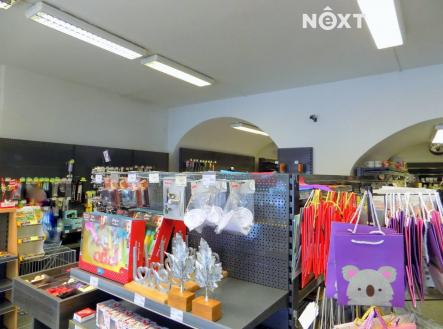 Pronájem komerčního objektu, obchodní centrum, 226 m²