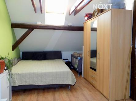 Pronájem bytu, 1+kk, 72 m²