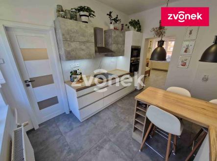 Prodej domu/vily, 273 m²