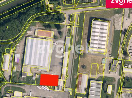 Pronájem jiné, 1 800 m²