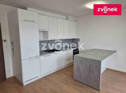 Pronájem bytu, 1+kk, 38 m²