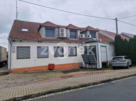 Pronájem komerčního objektu, výroba, 780 m²