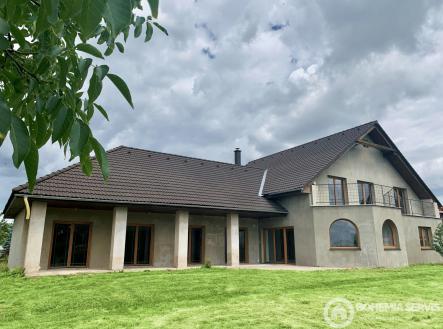 Prodej - dům/vila, 750 m²