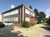 Pronájem kanceláře, 284 m²