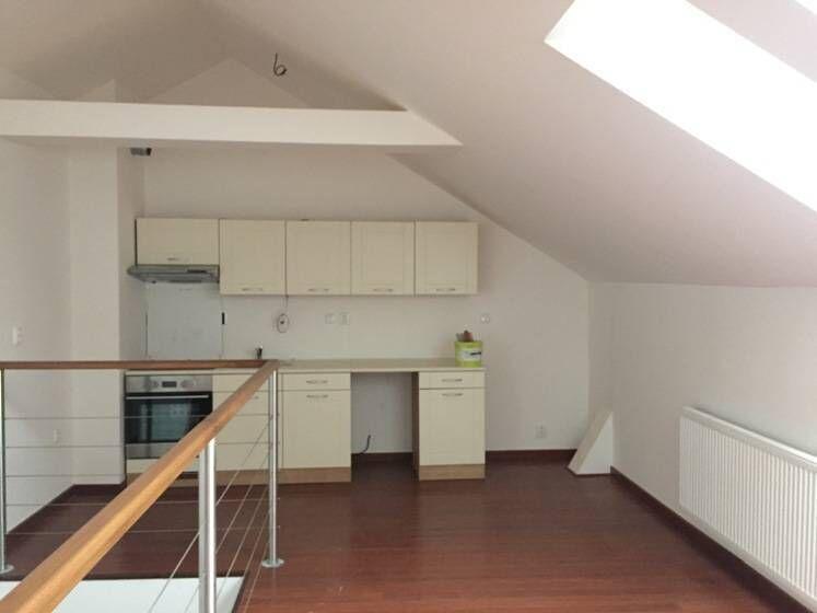 Pronájem bytu 2+kk v centru  Příbrami - mezonet