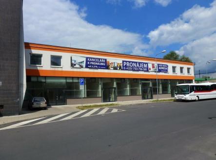 Pronájem obchodní prostor, 350 m²