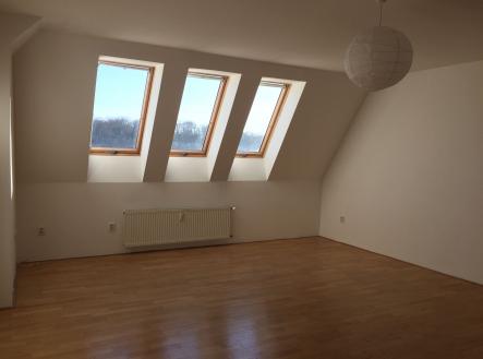 Pronájem bytu, 2+kk, 72 m² obrázek