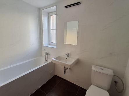 Pronájem bytu, 2+kk, 77 m²