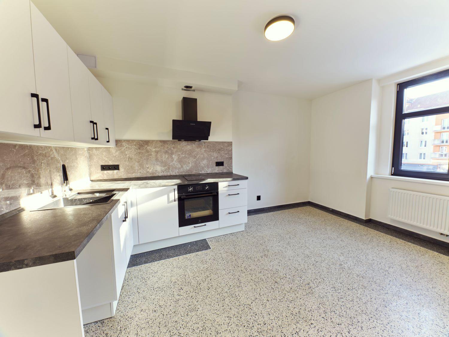 Pronájem bytu 3+kk s balkonem v Teplicích