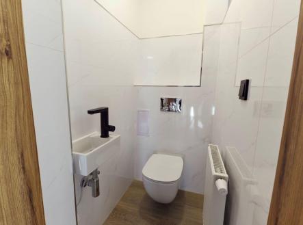 Pronájem bytu, 3+kk, 72 m²