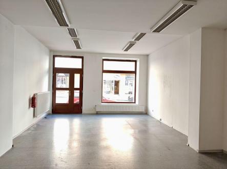 Pronájem obchodní prostory, 97 m²