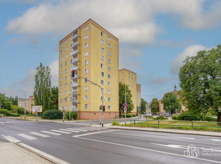 Byt 2+1 s balkonem v centru Sokolova, po komplet rekonstrukci