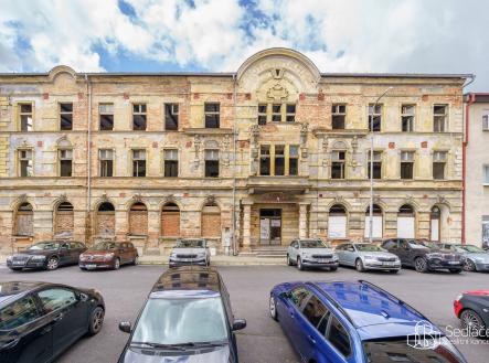 Prodej komerčního objektu, jiný, 2 000 m²