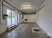 Pronájem skladu, 876 m²