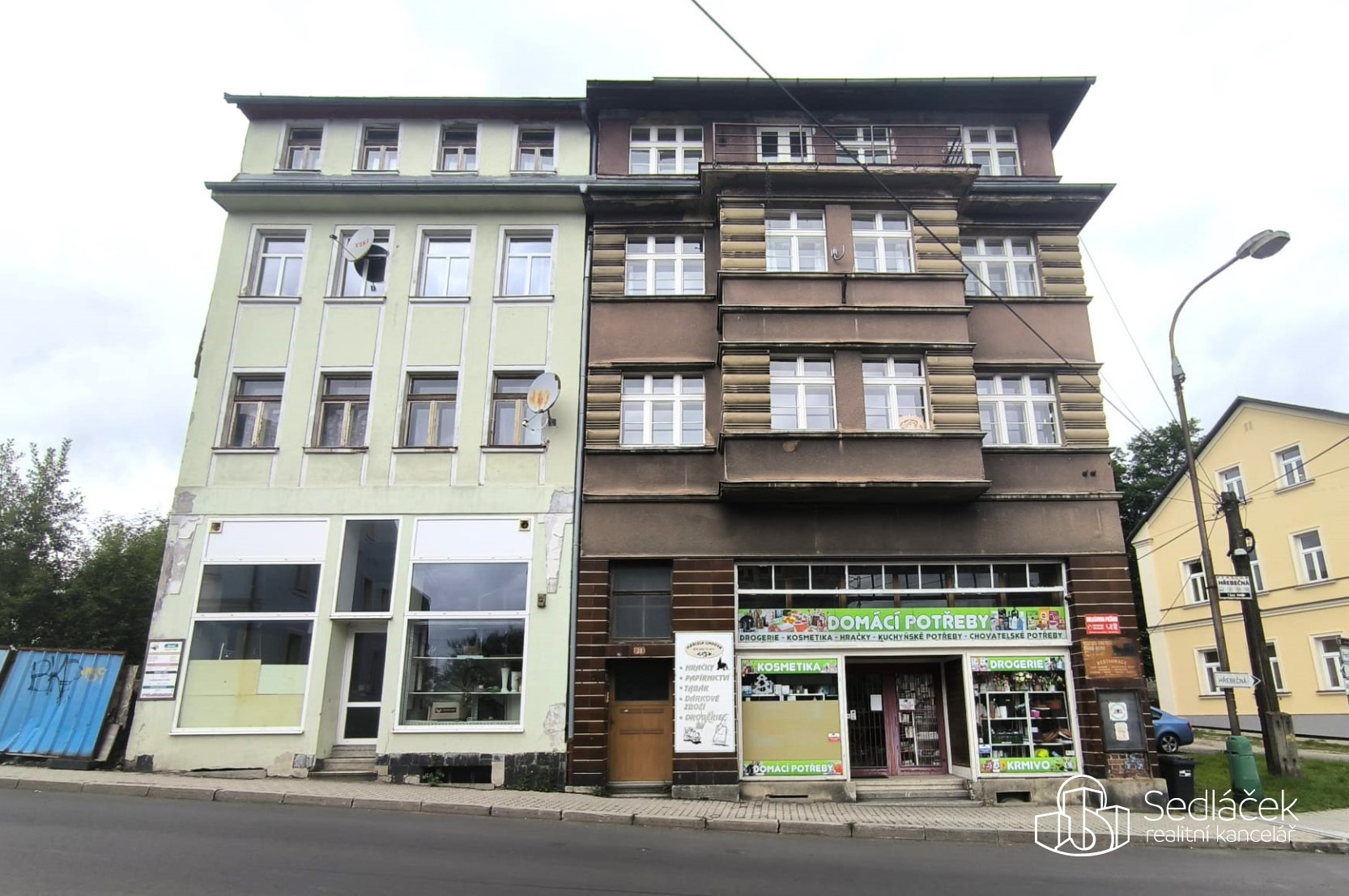 Prodej komerčních prostor v Abertamech na náměstí