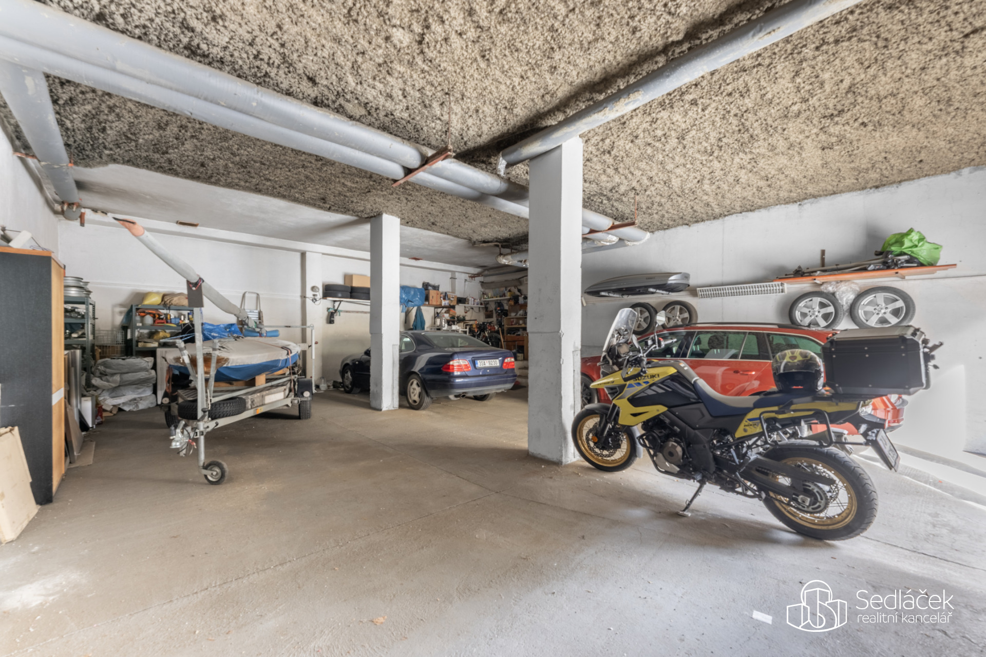 Prodej bytu 2+1 s garáží, Praha 5 – Smíchov