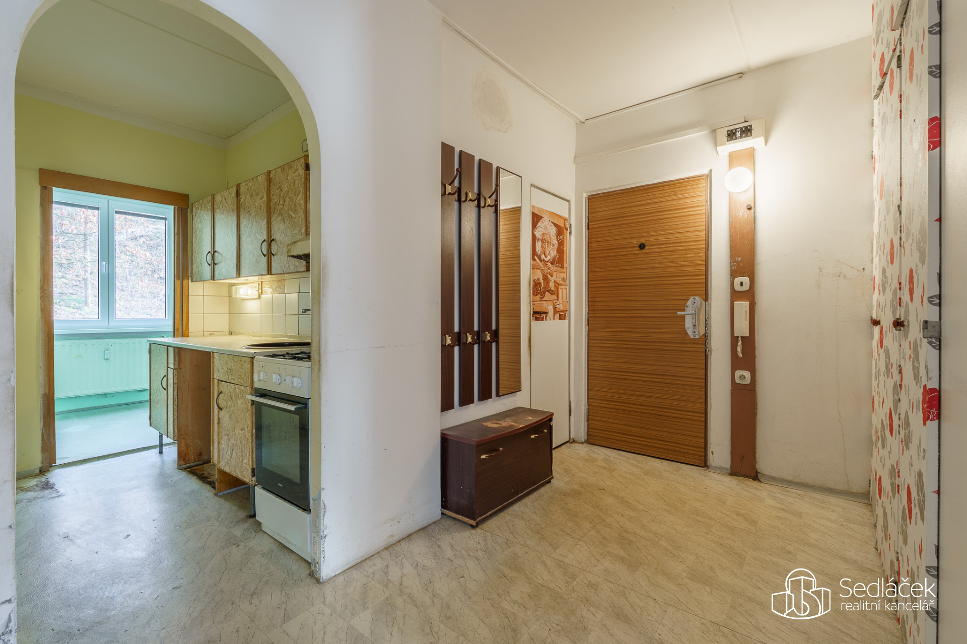 Byt 3+1 s balkonem, 82 m² – klidná poloha na okraji sídliště, Sokolov