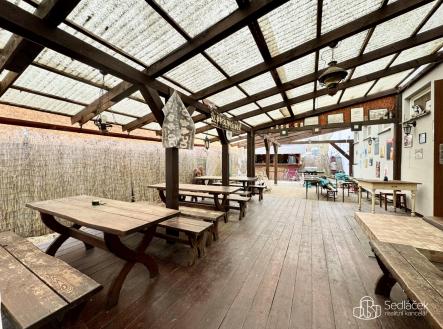 Pronájem obchodní prostor, 166 m²