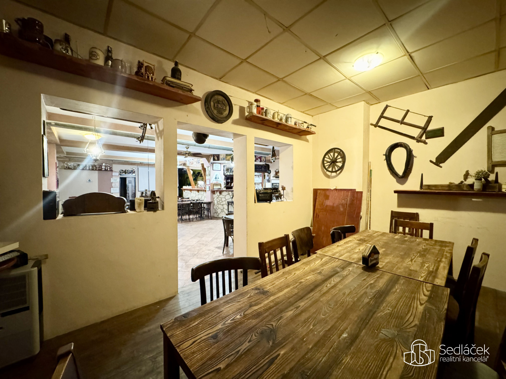 Pronájem obchodního prostoru 166 m², Sokolov