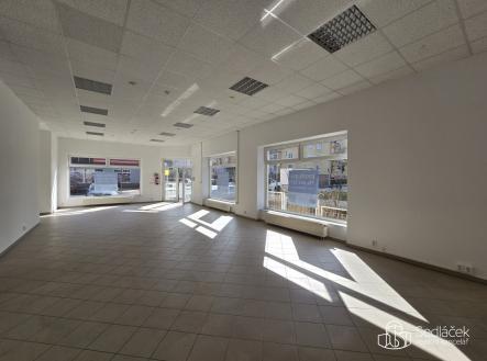 Pronájem obchodní prostor, 94 m²