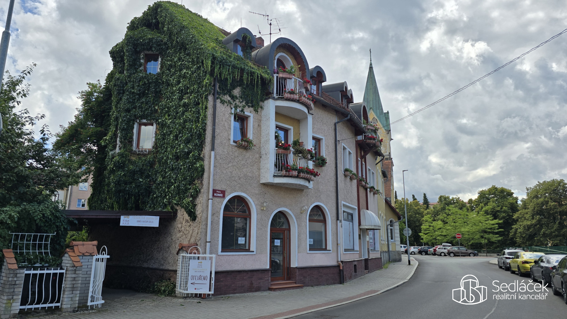 Komerční prostor k pronájmu v samém centru Sokolova!