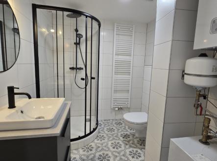 Pronájem bytu, 1+kk, 32 m²