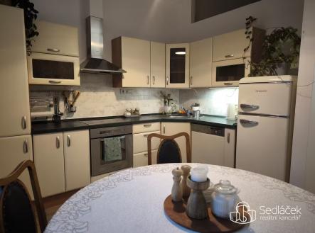 Pronájem bytu, 2+1, 69 m²