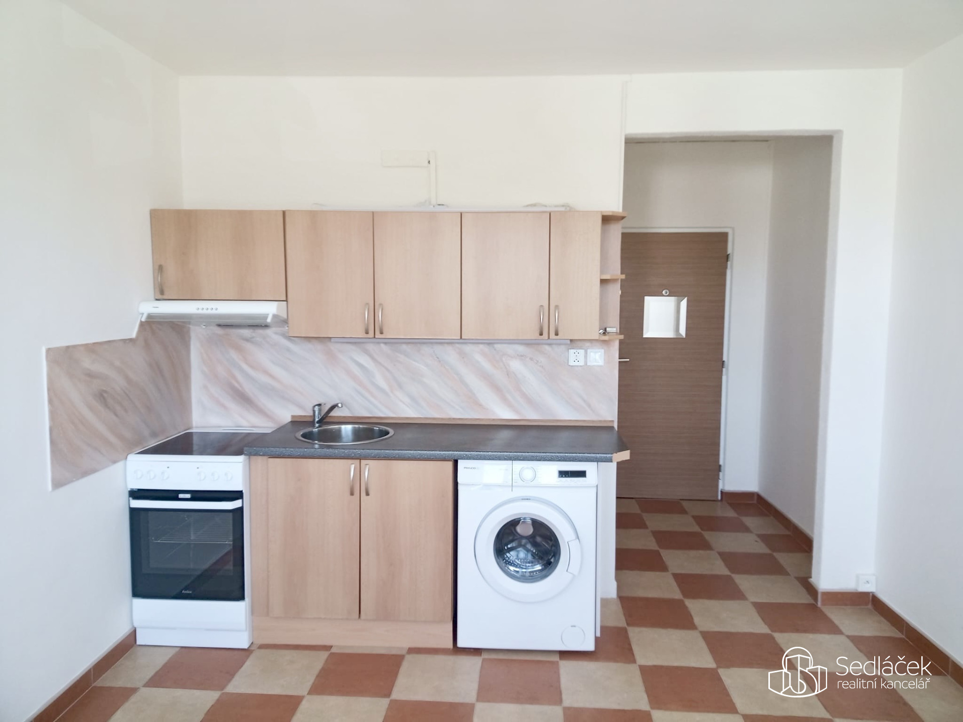 Pronájem slunného bytu 1+1, Sokolov, ul. Kosmonautů