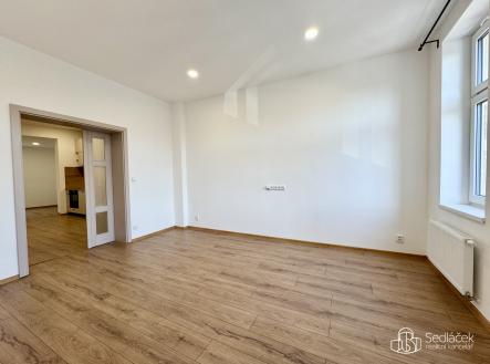 Pronájem bytu, 4+kk, 78 m²