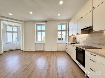 Pronájem bytu, 3+kk, 62 m²