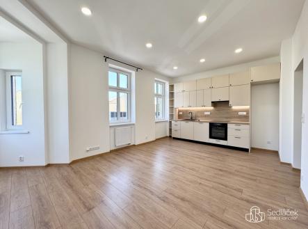 Pronájem bytu, 3+kk, 62 m²