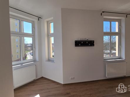 Pronájem bytu, 2+kk, 57 m²