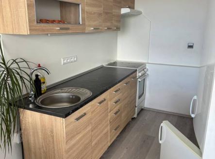 Pronájem bytu, 3+1, 77 m²