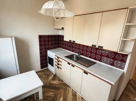 Pronájem bytu, 2+1, 56 m²