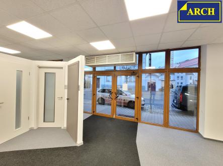 Prodej obchodní prostor, 575 m²
