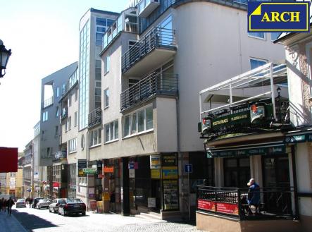 Pronájem kanceláře, 92 m²