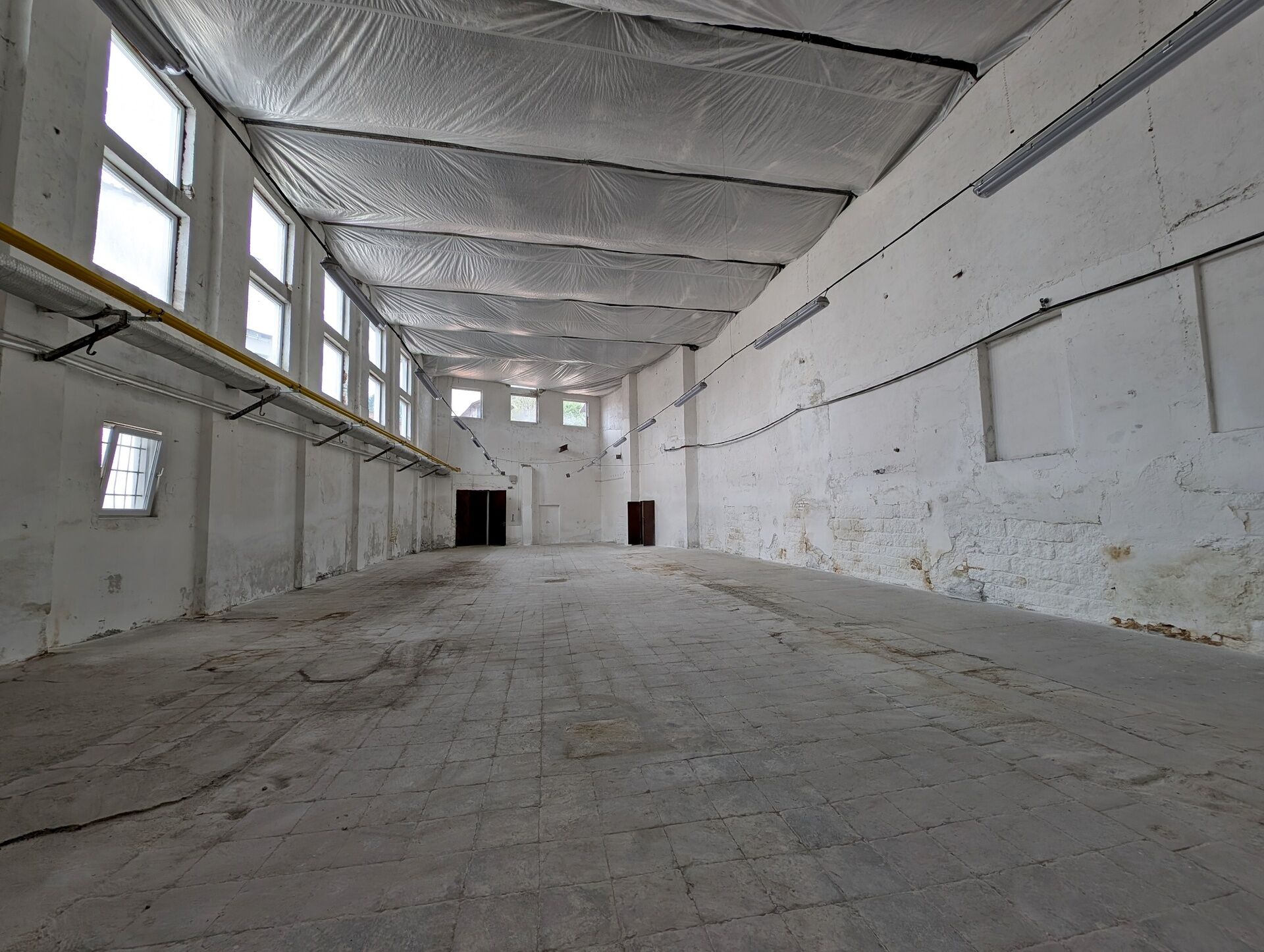 Skladovací haly o celkové ploše 471 m2