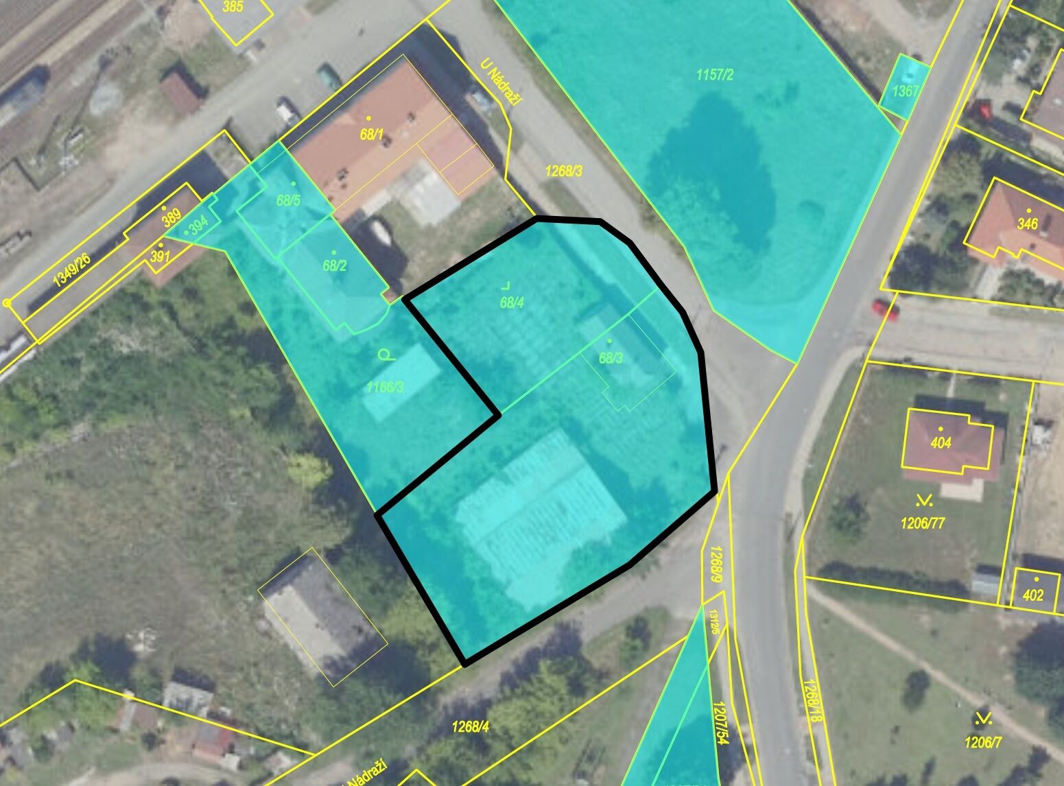 Areál k podnikání v Záboří nad Labem o celkové výměře cca 1.850 m2