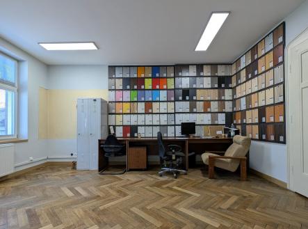 Prodej komerčního objektu, sklad, 1 240 m²