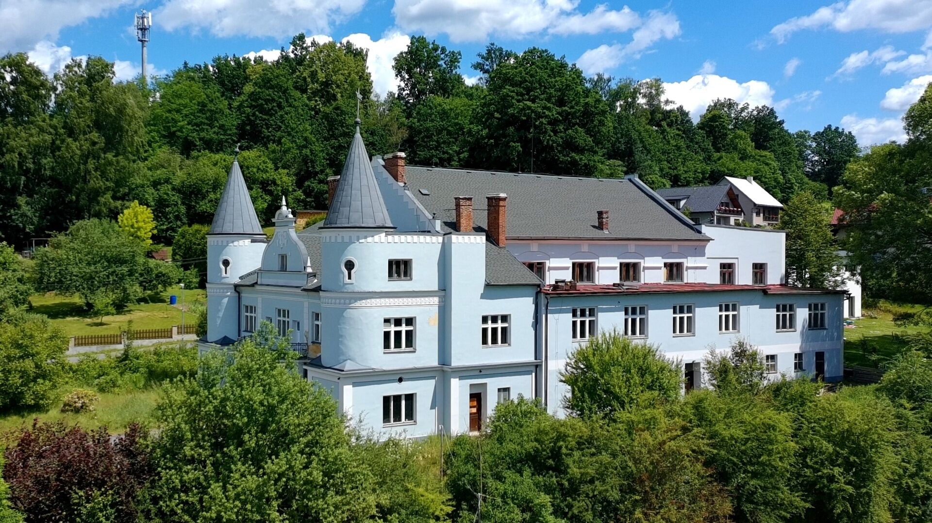 Podnikatelský objekt s probíhající rekonstrukcí