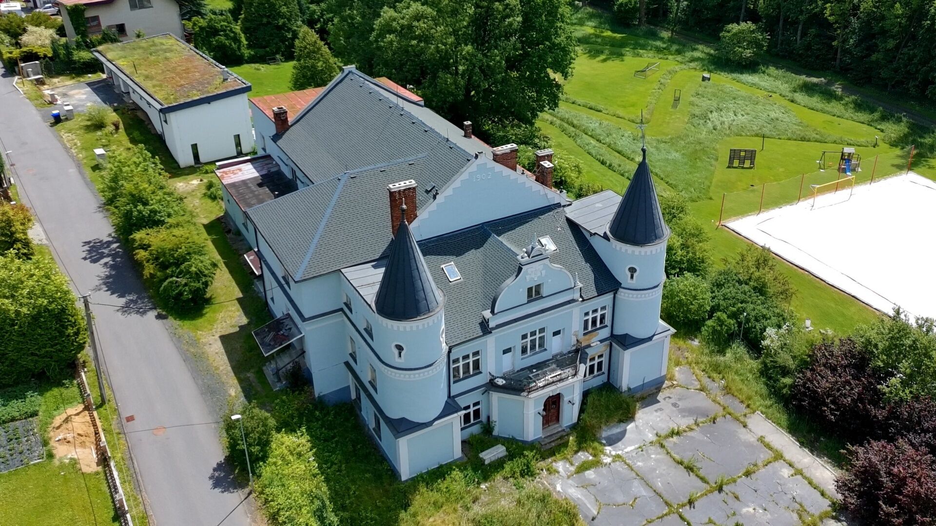 Podnikatelský objekt s probíhající rekonstrukcí