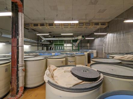 Pronájem skladovací prostor, 570 m²