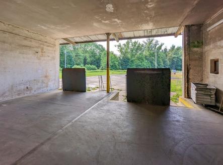 Pronájem skladovací prostor, 490 m²