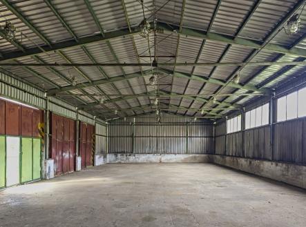 Pronájem komerčního objektu, sklad, 305 m²