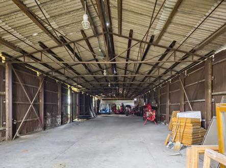 Pronájem komerčního objektu, sklad, 567 m²